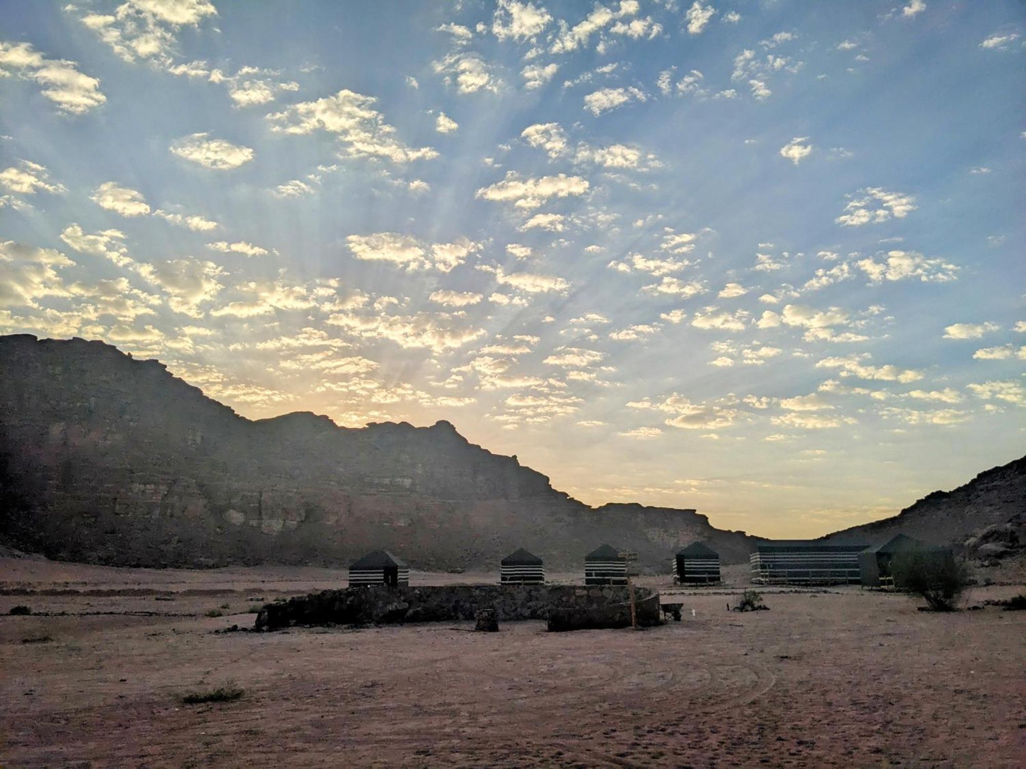 Wadi Rum Camp & Jeep Tour Экстерьер фото